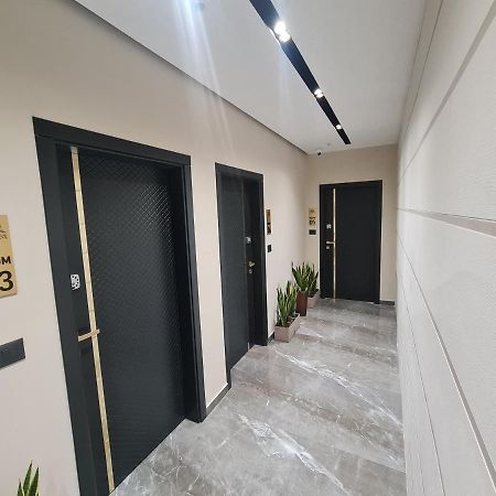 La Mirage Apartment 04 Тирана Екстериор снимка