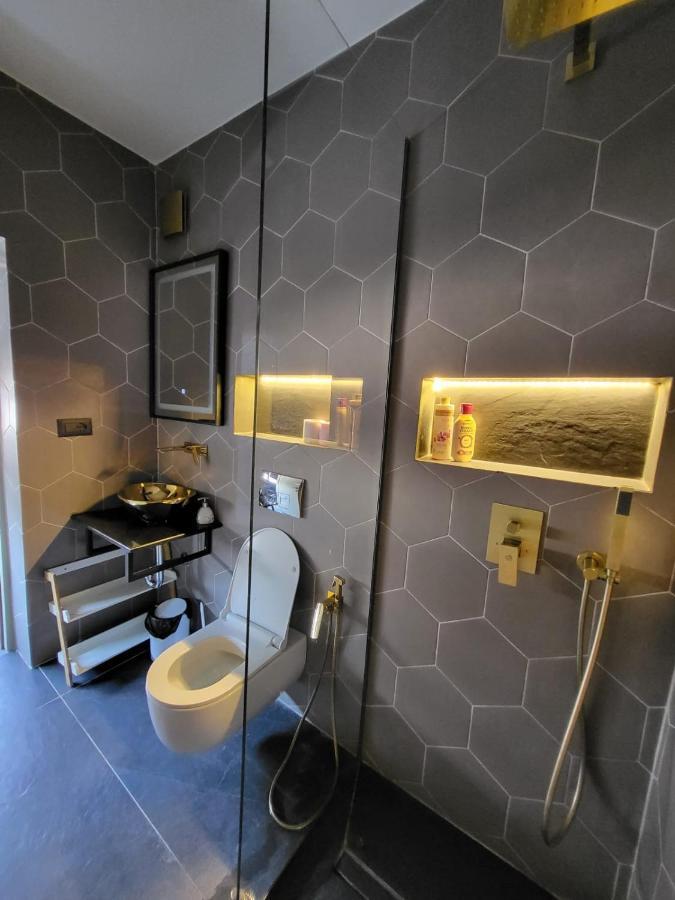 La Mirage Apartment 04 Тирана Екстериор снимка