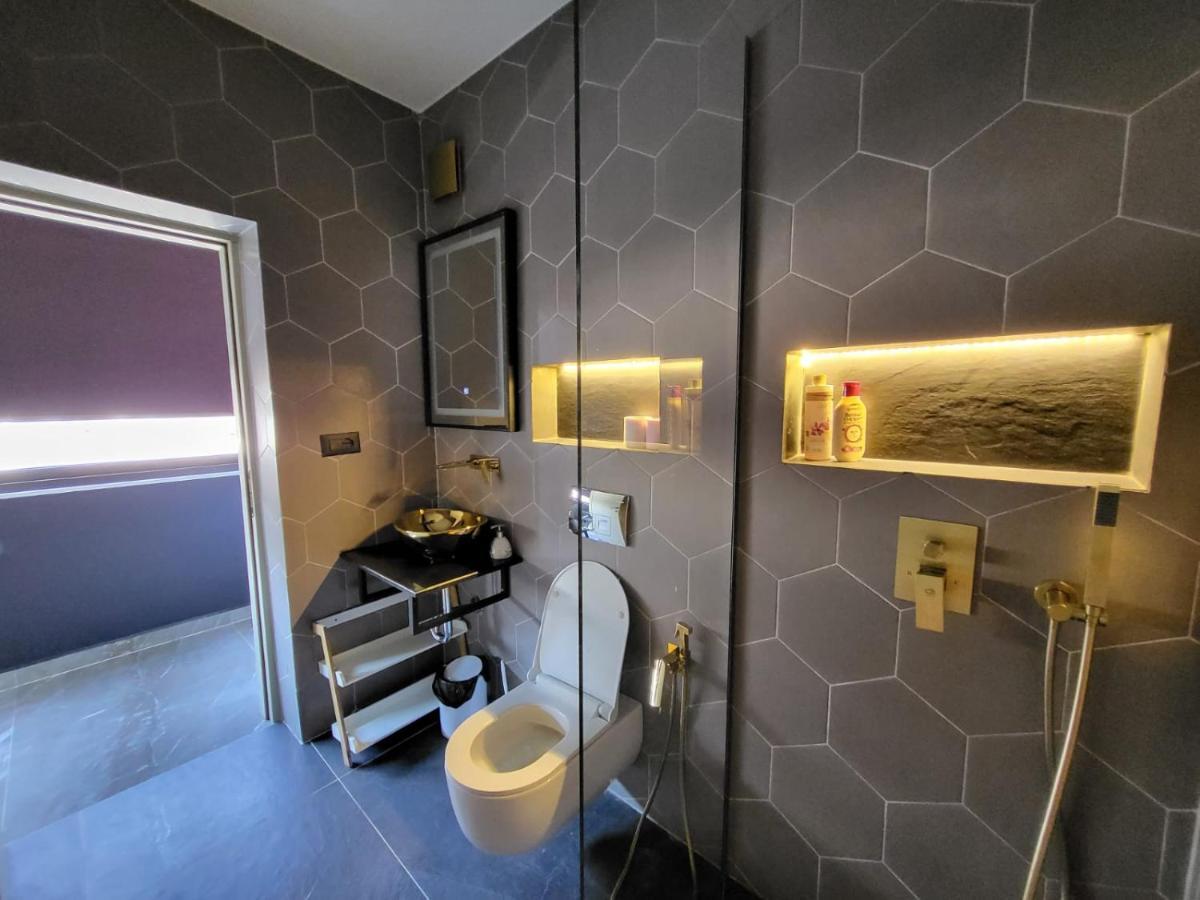 La Mirage Apartment 04 Тирана Екстериор снимка